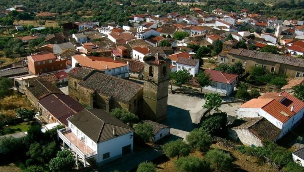 Oliva Plasencia-Vista