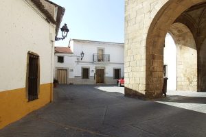 960px-Arroyomolinos_CC_24